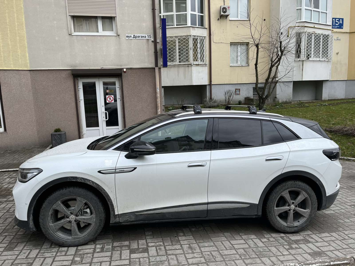Поперечки на дах Turtle AIR 2 для Volkswagen ID.4 2020+: надійне рішення для перевезення вантажів