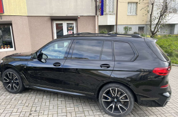 Поперечки для релінгів: Підвищте Функціональність Вашого BMW X7 (G07) SUV 2019> З Aguri Prestige Black