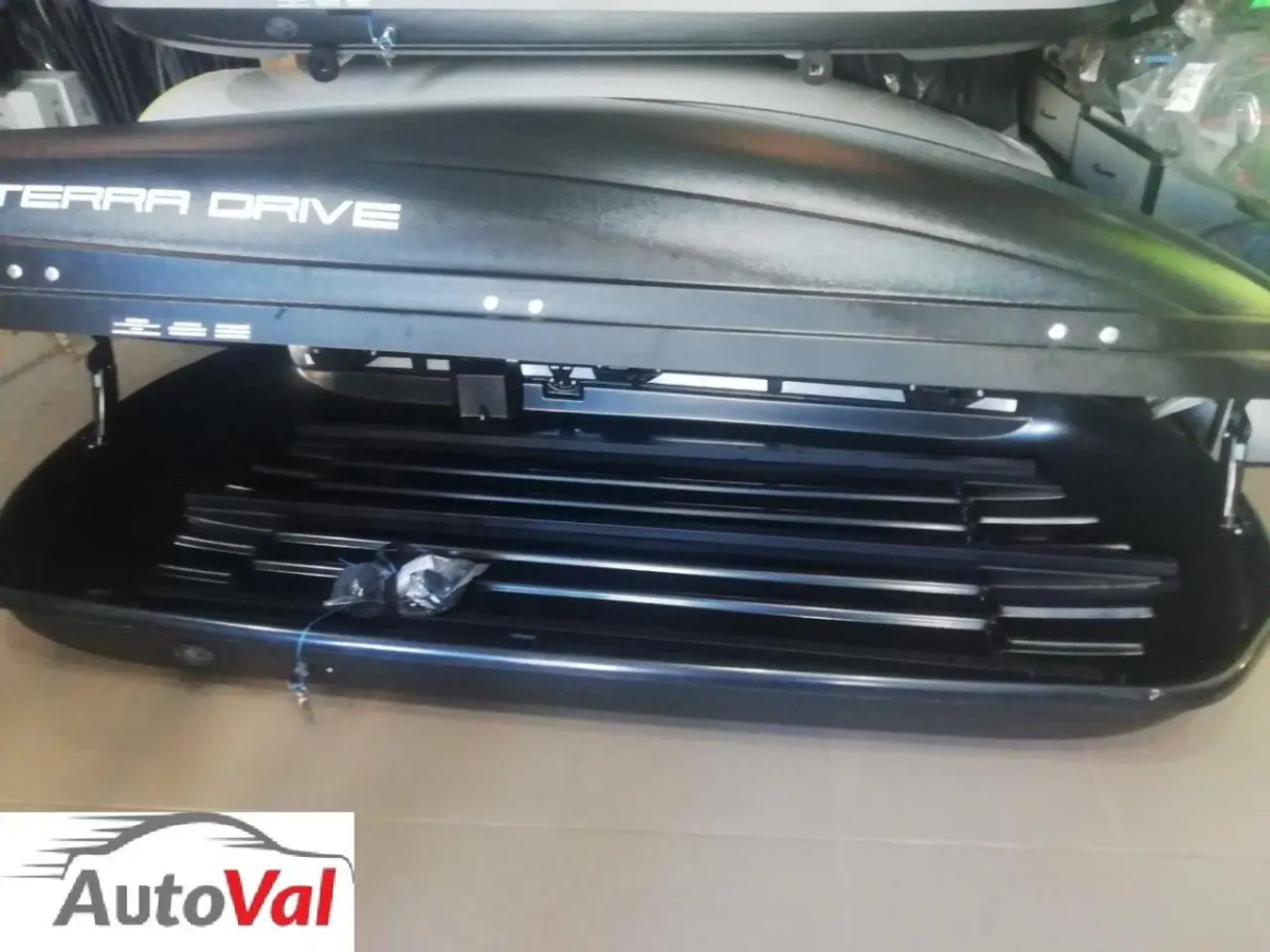 Автобокс на дах автомобіля Terra Drive 440 чорний матовий двосторонній