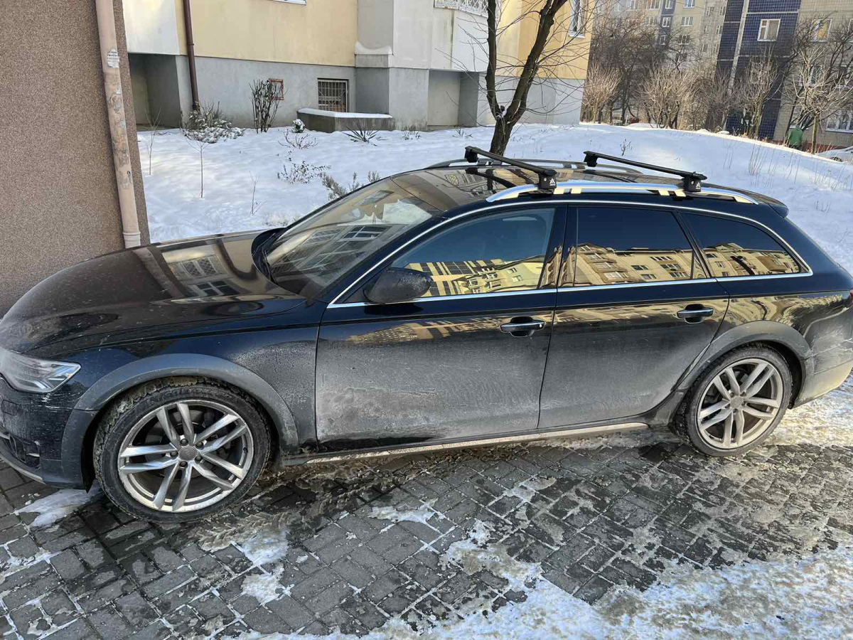 Автобагажник на дах для AUDI A6 C7; Allroad, Kombi 2012>2018 Aguri Runner Black