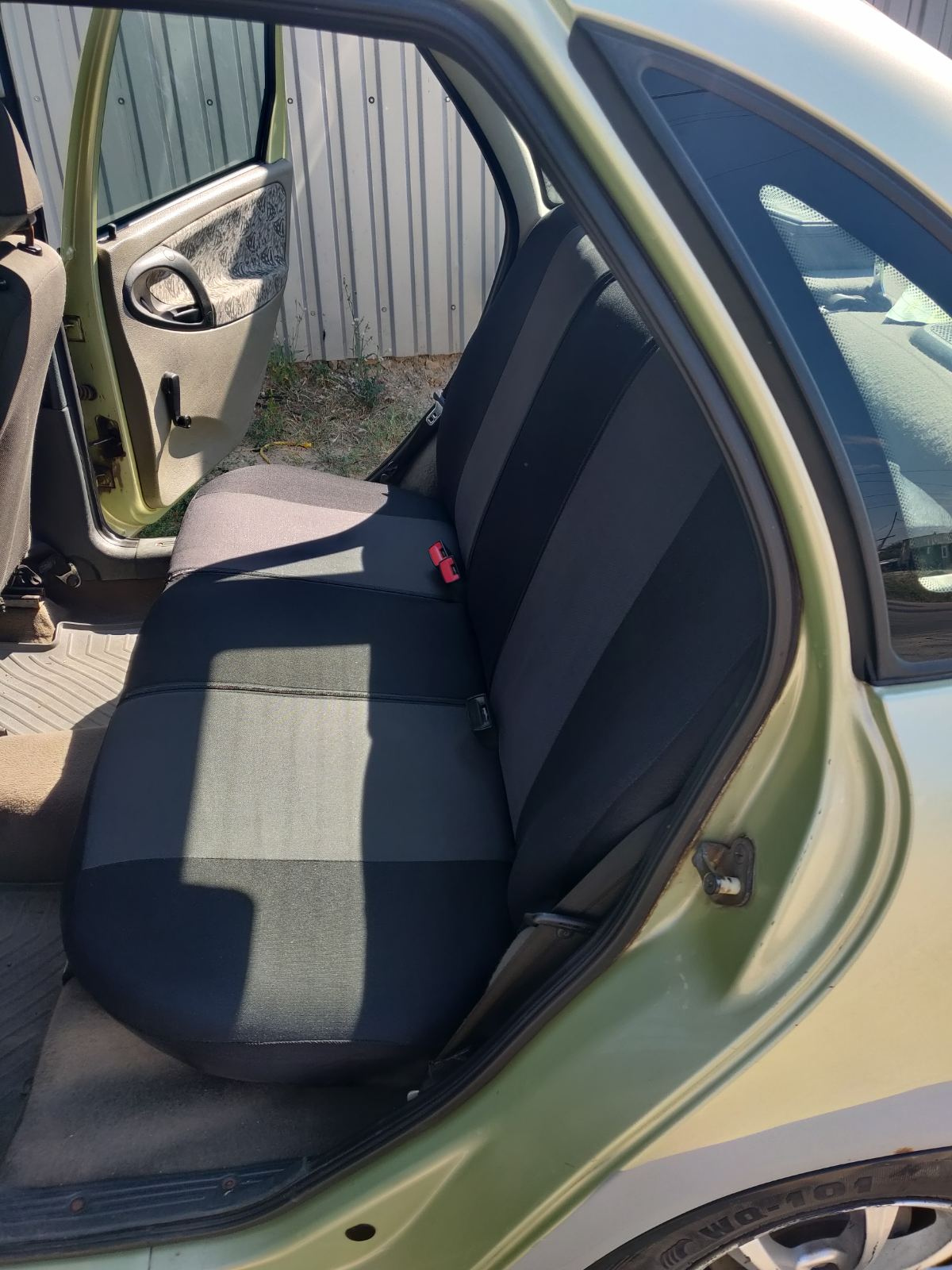 Авто чохли для Lada Kalina 2004-2019 Pok-ter Classic Plus з сірою вставкою