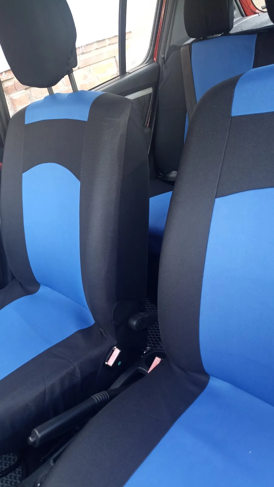 Авто чехлы для Dacia Sandero 2007–2012 Pok-ter Classic Plus с синей вставкой