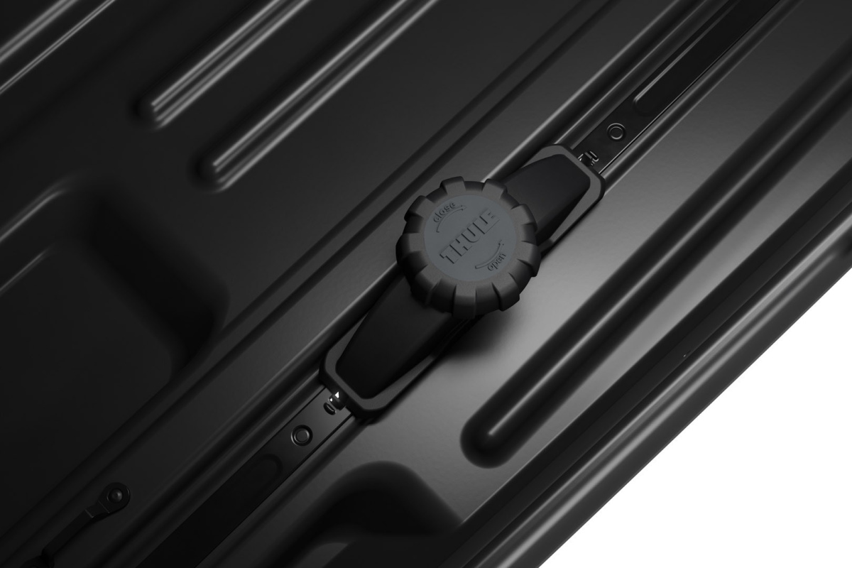 Автобокс на дах автомобіля Thule Force XT L Black 450 л (635701)