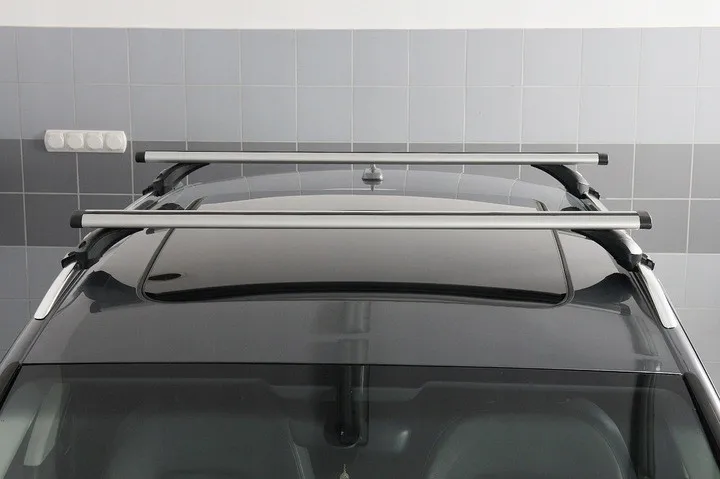 Багажник на интегрированные релинги для AUDI A3 (8V) Sportsback, Hatchback  2013-2020 р. Amos Boss Wind 1.2 Серебристый