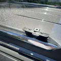 Установленный товар Багажник на рейлинги Turtle AIR 2 Jeep Grand Cherokee WK2 SUV 2011- Черный (MC02002-9498S) (на фото авто JEEP GRAND CHEROKEE 2011-) – фото 3.