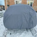 Фото 1: Чехол-тент для автомобиля для NISSAN Tiida Autovalom L2 Hatchback/Combi (CC2510)   (на фото пример установки на NISSAN TIIDA). Цвет: Серый.