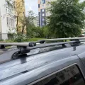 Установленный товар Поперечины на крышу для AUDI A4 2000-2004 B6 AUAU LD-5601 Серебристый (на фото авто DACIA LOGAN MCV 2007-2013) – фото 3.