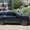Как выглядит Багажник на рейлинги Turtle AIR 2 Audi A6 2011+ Серебристый в салоне (на примере VOLKSWAGEN TIGUAN 2015-) – фото 2.