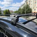 Фото 1: Багажник на рейлинги Turtle AIR 2 Seat Altea XL 2006+ Серебристый (на фото пример установки на MERCEDES BENZ GLC X253 2015-). Цвет: Черный.