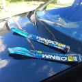 Як виглядає Двірники для авто передні для HYUNDAI i35 2011-> Winso Aero 650+330 мм в салоні (на прикладі RENAULT LAGUNA 2001-2007) – фото 2.