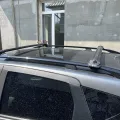 Встановлений товар Багажник на рейлінги Turtle AIR 1 Mazda 5 2004- Сріблястий (на фото авто NISSAN QASHQAI 2006-2013) – фото 3.