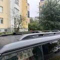 Як виглядає Багажник на рейлінги Turtle AIR 1 Mazda 5 2004- Сріблястий в салоні (на прикладі  ) – фото 2.